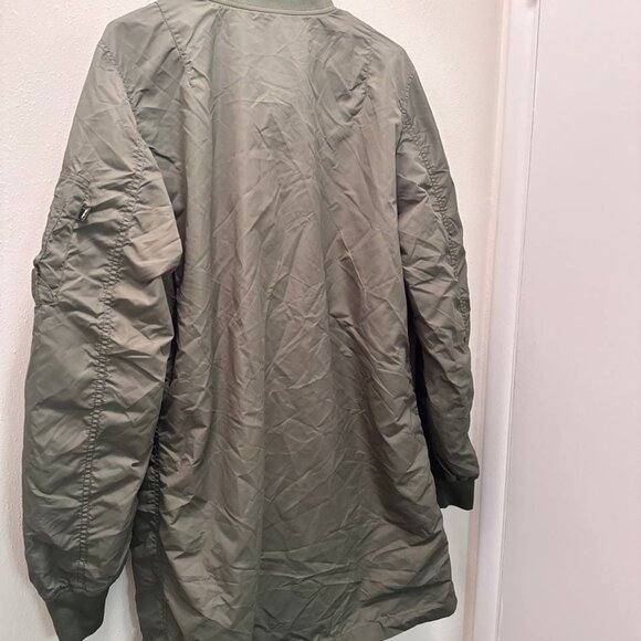 Alpha Industries L2B Long Bomber Jacket Medium Sage Green Streetwear New - Picture 5 of 16
